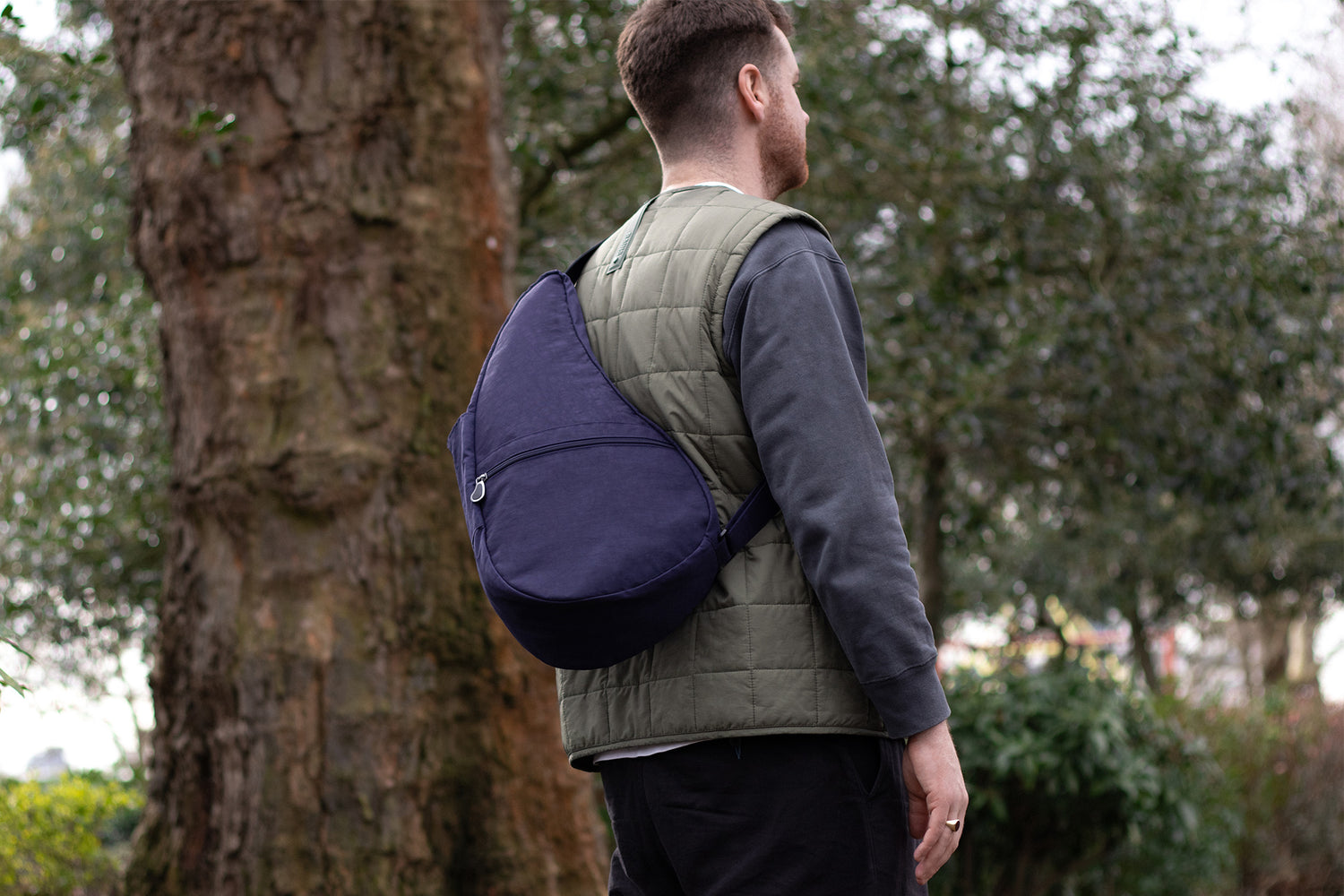 テクスチャードナイロン Mサイズ ブルーナイト