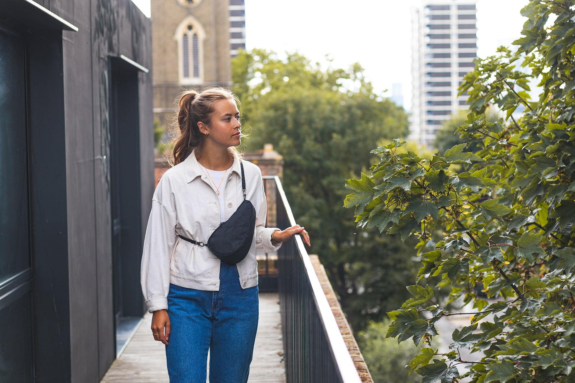 ヘルシーバックバッグ テクスチャードナイロン バッグレット ブラック 24AW 24SS BLACK eギフト対象 For Her LARGE BAGLETT TEXTURED NYLON Textured nylon Black エキュート赤羽2208 コアクラシック テクスチャードナイロン テクスチャードナイロンラージバッグレット ノベルティフォンタブ バッグレット メール便指定商品 ラージバッグレット 期間限定セール20241115元 配送希望日時指定不可 配送日時指定不可