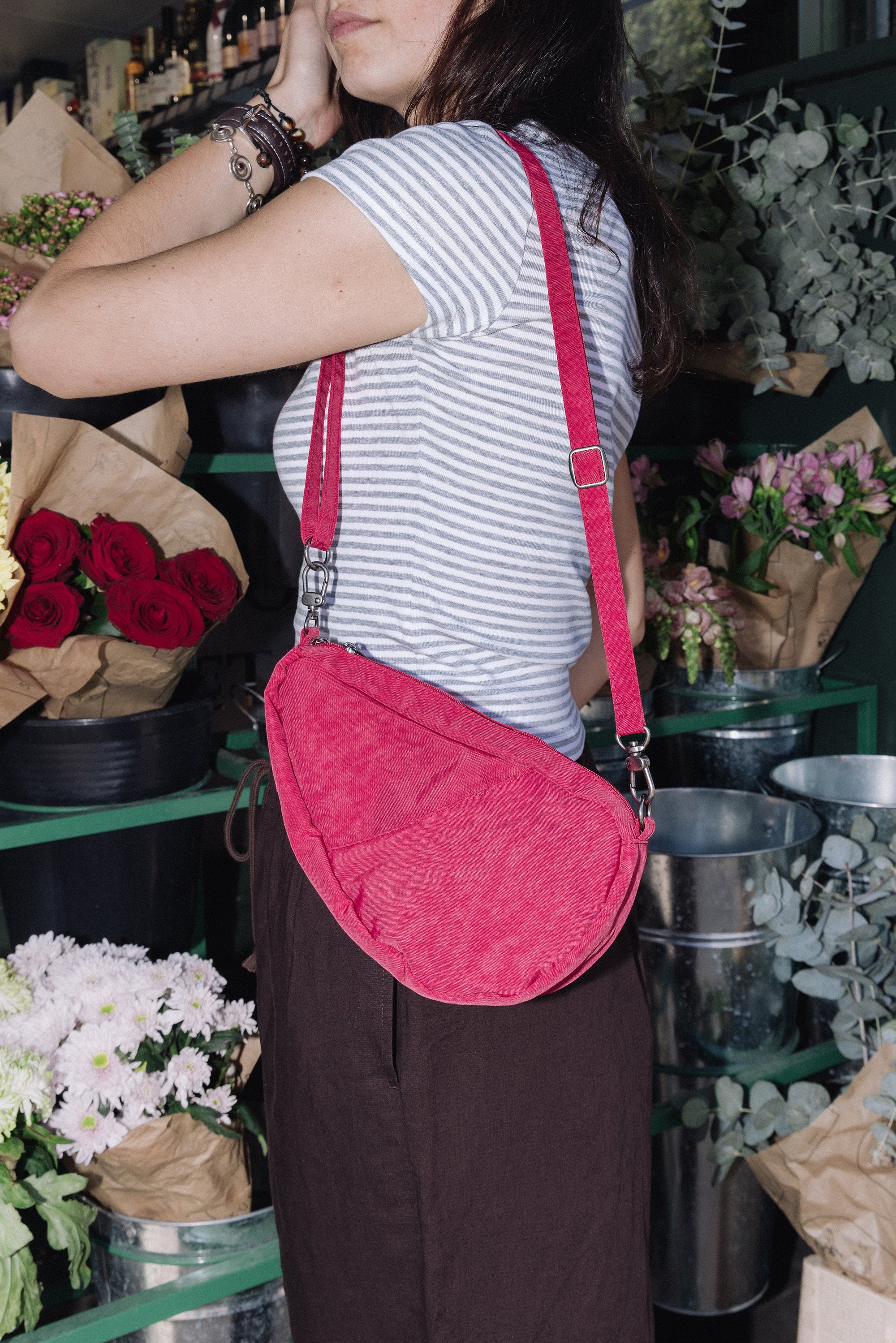 ヘルシーバックバッグ 《先行販売》テクスチャードナイロン バッグレット ドラゴンフルーツ 26SS 26SS 26SS NEW コアクラシック バッグレット メール便指定商品 会員限定カート表示 配送日時指定不可