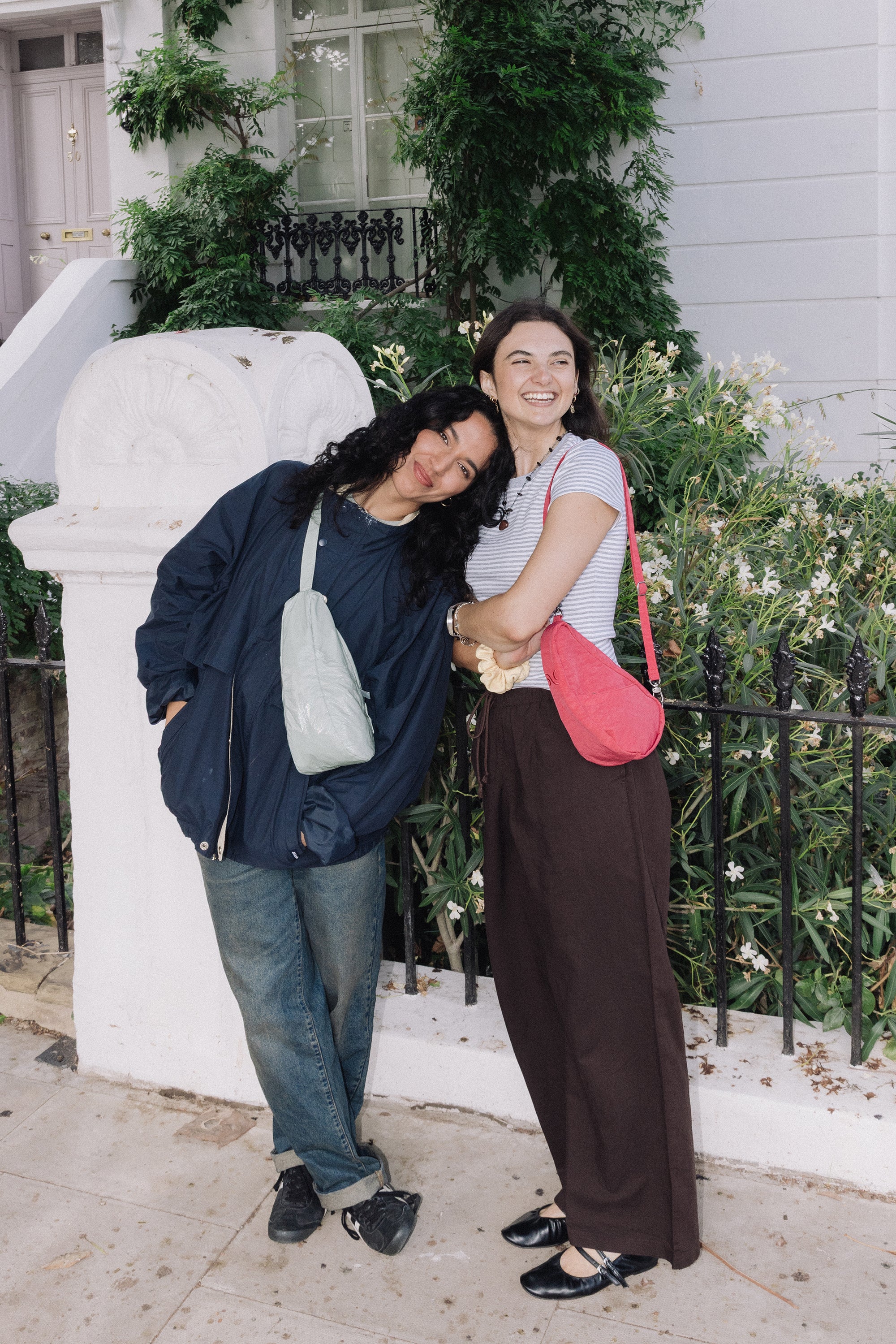 ヘルシーバックバッグ 《先行販売》テクスチャードナイロン バッグレット ドラゴンフルーツ 26SS 26SS 26SS NEW コアクラシック バッグレット メール便指定商品 会員限定カート表示 配送日時指定不可