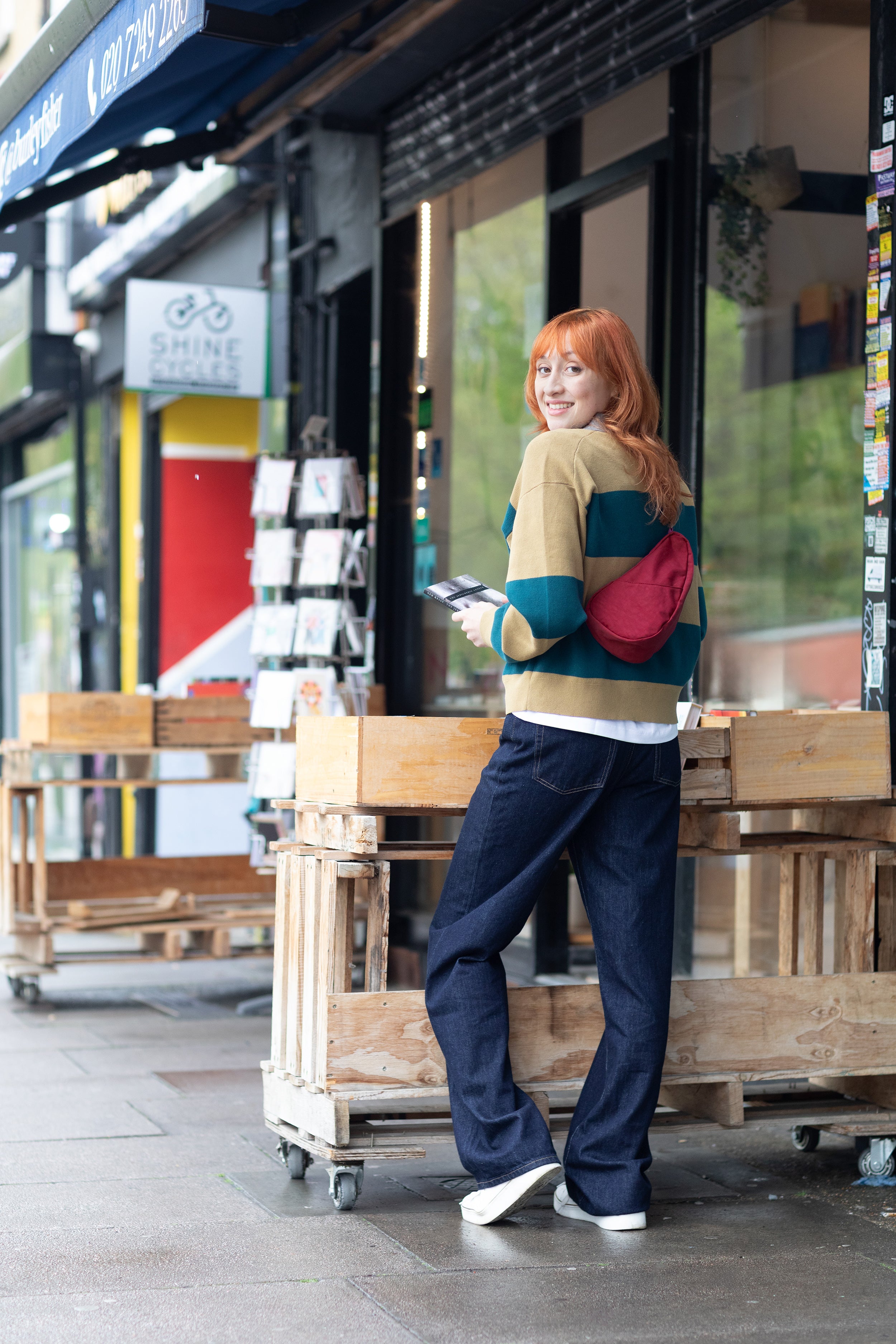 ヘルシーバックバッグ 新作先行販売／テクスチャードナイロン バッグレット ガーネット 25AW 25AW 25AW NEW Textured nylon Garnet コアクラシック ノベルティフォンタブ バッグレット