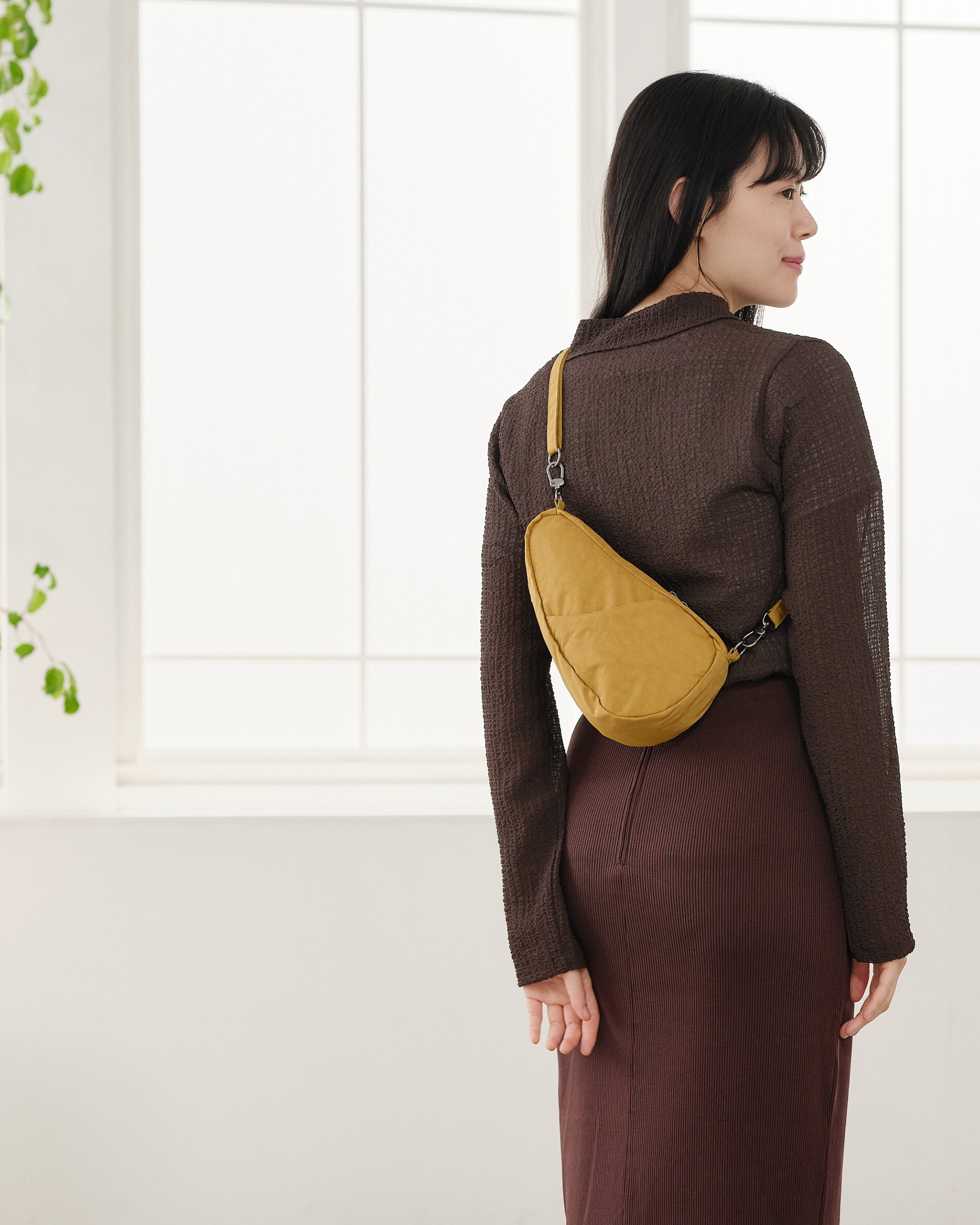 ヘルシーバックバッグ 《先行販売》テクスチャードナイロン バッグレット（ノミィ） ハニカム 26AW 26AW 26AW NEW 26AW先行販売 26AW先行販売_在庫分 会員限定カート表示