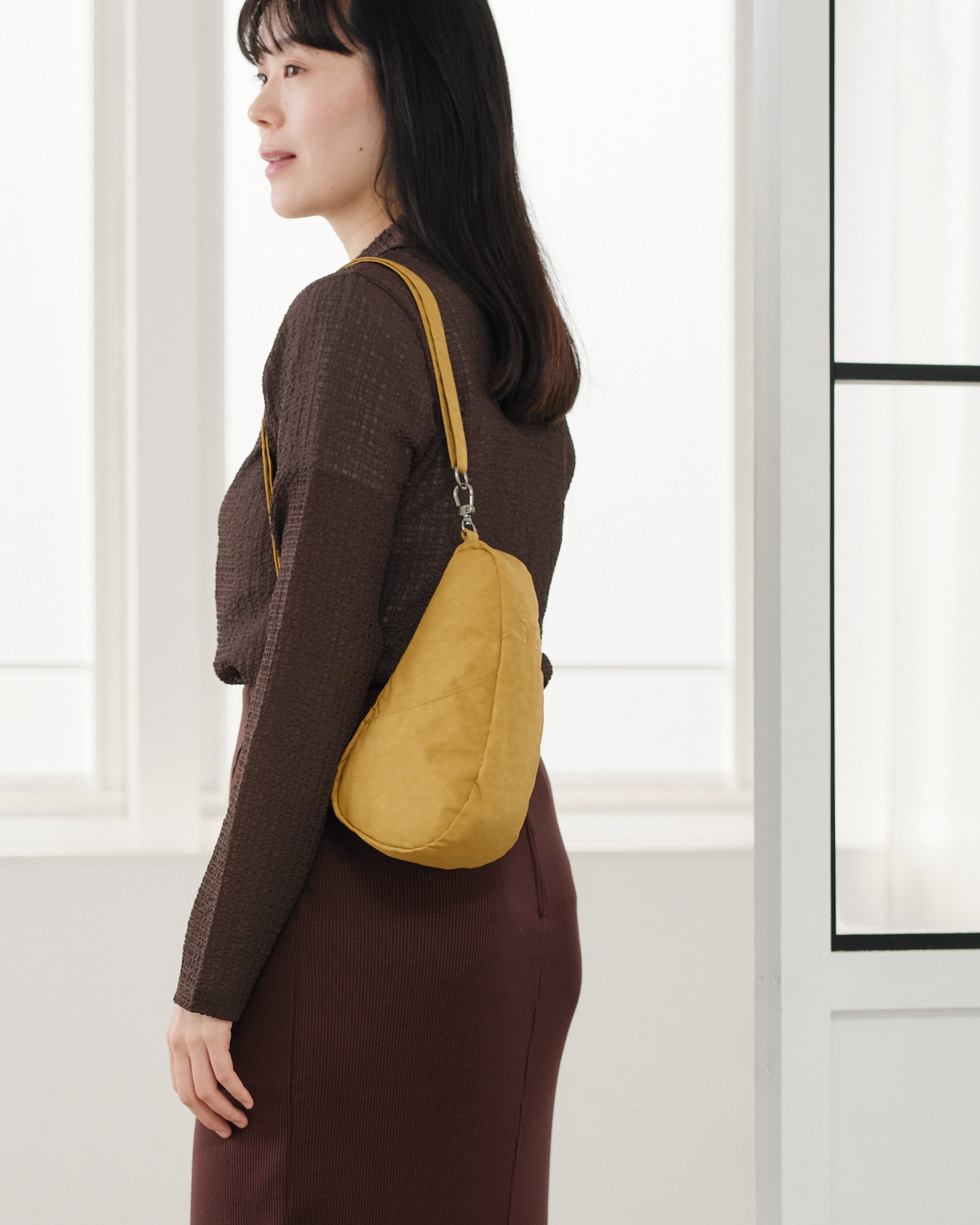 ヘルシーバックバッグ 《先行販売》テクスチャードナイロン バッグレット（ノミィ） ハニカム 26AW 26AW 26AW NEW 26AW先行販売 26AW先行販売_在庫分 会員限定カート表示