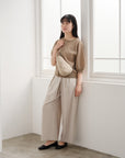 ヘルシーバックバッグ 《先行販売》テクスチャードナイロン バッグレット（ノミィ） サンドストーン 26AW 26AW 26AW NEW 26AW先行販売 26AW先行販売_在庫分 会員限定カート表示