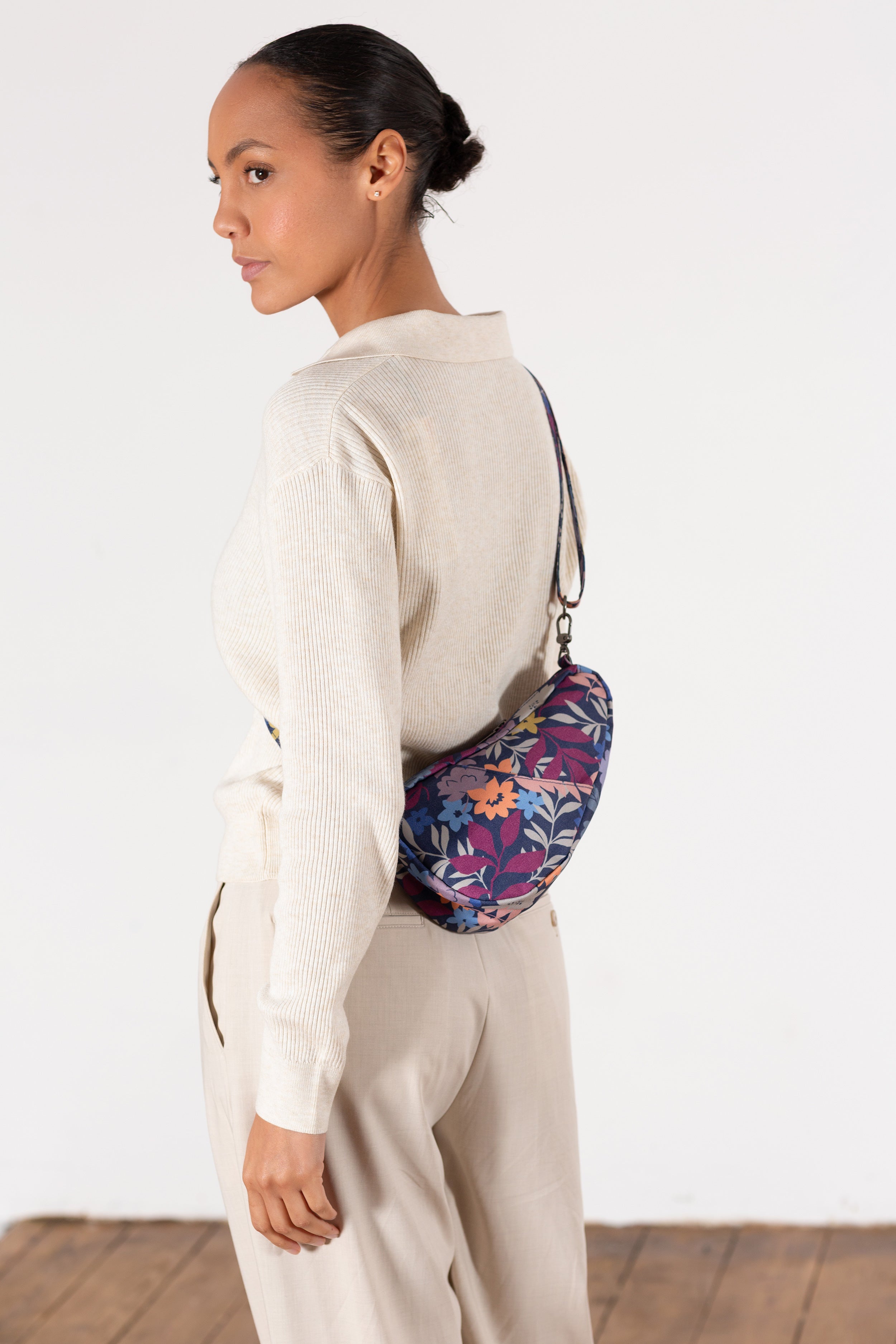 ヘルシーバックバッグ 会員限定30%OFF プリント バッグレット フローラ2 25AW ポイント対象外 メール便指定商品 会員以外非表示 会員限定セール202601 会員限定セール202601表示対象 配送日時指定不可