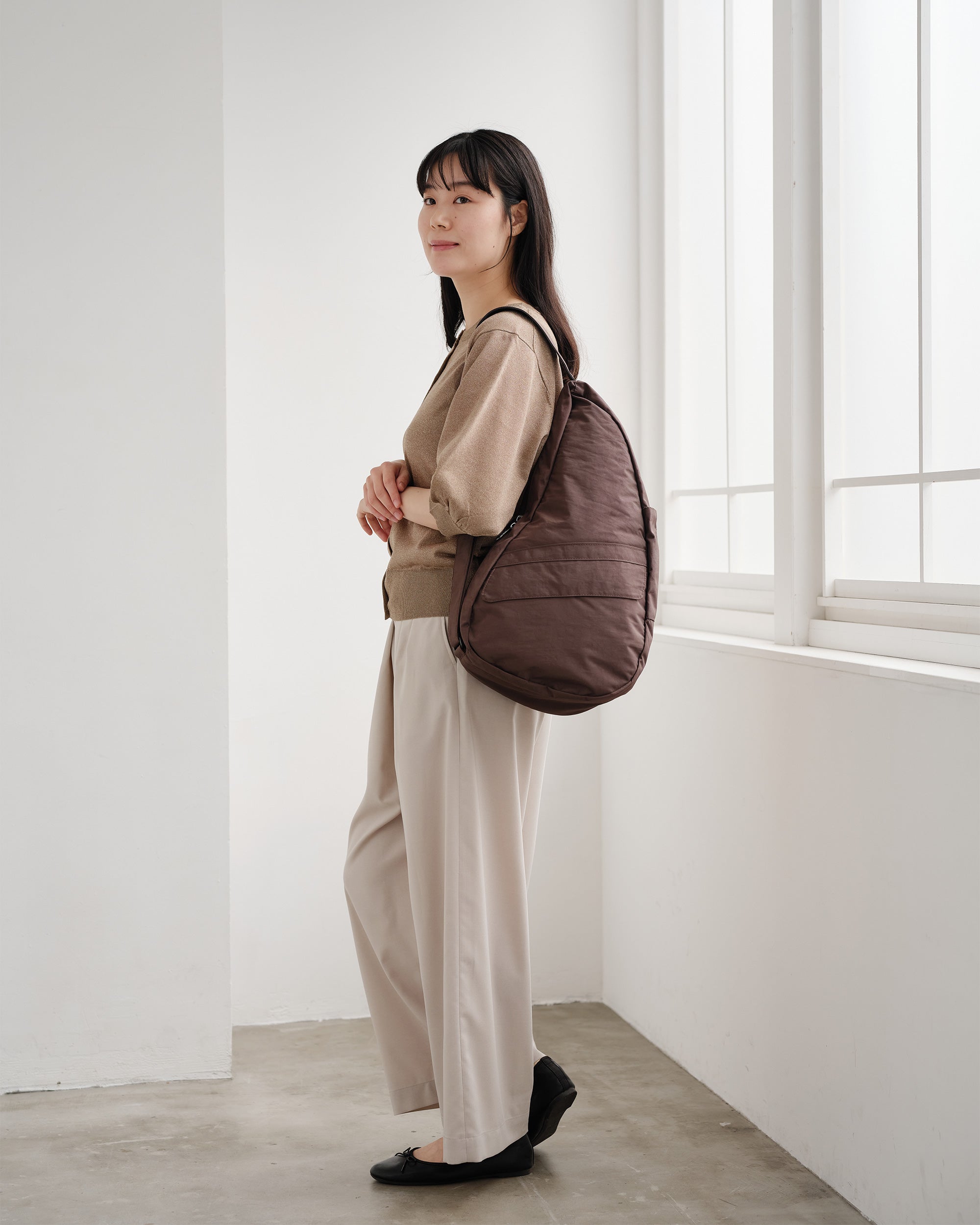 ヘルシーバックバッグ 《予約販売／8月25日出荷予定》テクスチャードナイロン Mサイズ6304 モカ 26AW 26AW 26AW NEW 26AW先行販売 26AW先行販売_予約分 ノベルティS以上_26AW先行販売 会員限定カート表示
