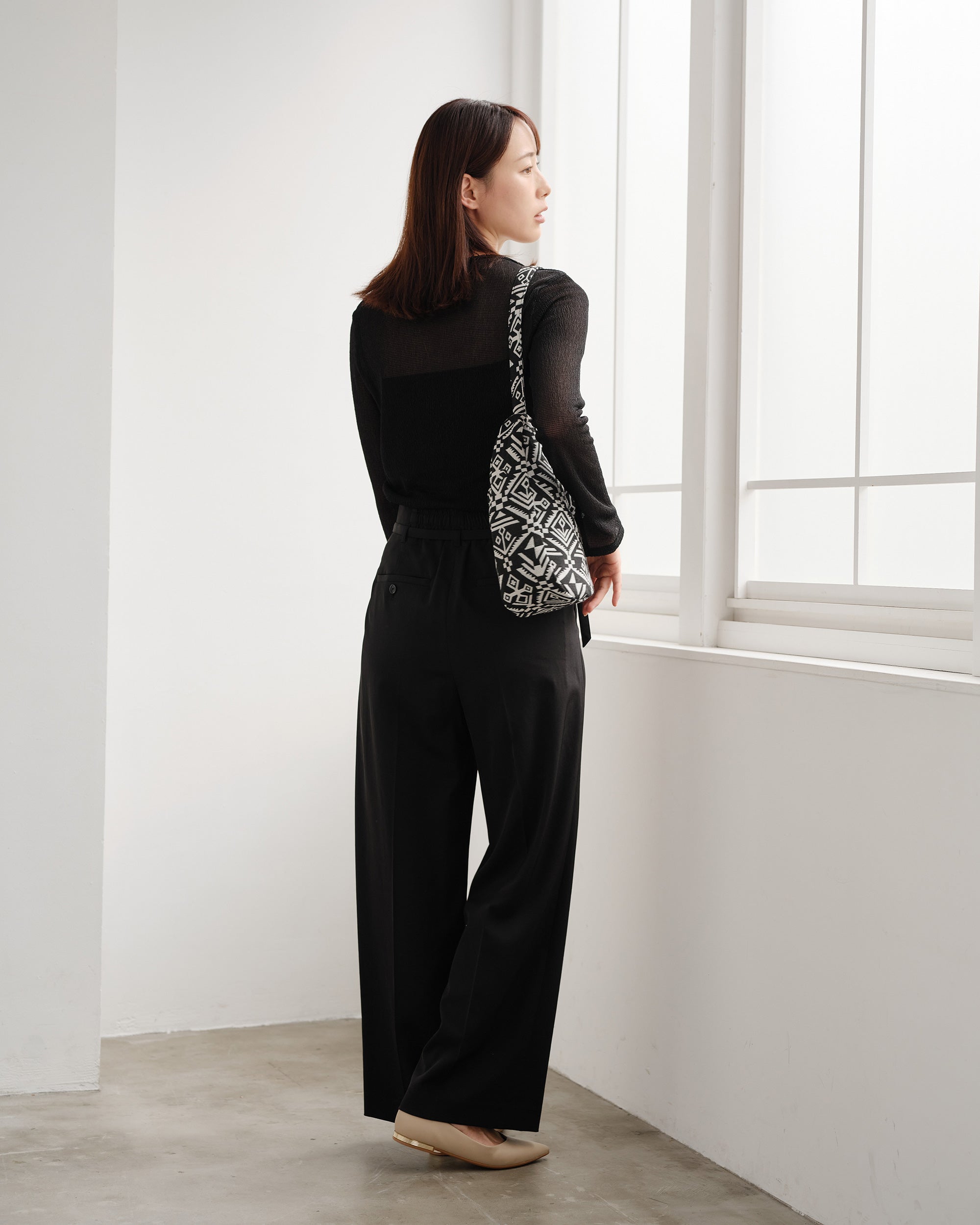 ヘルシーバックバッグ 《予約販売／8月25日出荷予定》フォークロア スリング（ノミィ） ブラック 26AW 26AW 26AW NEW 26AW先行販売 26AW先行販売_予約分 会員限定カート表示