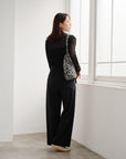 ヘルシーバックバッグ 《予約販売／8月25日出荷予定》フォークロア スリング（ノミィ） ブラック 26AW 26AW 26AW NEW 26AW先行販売 26AW先行販売_予約分 会員限定カート表示