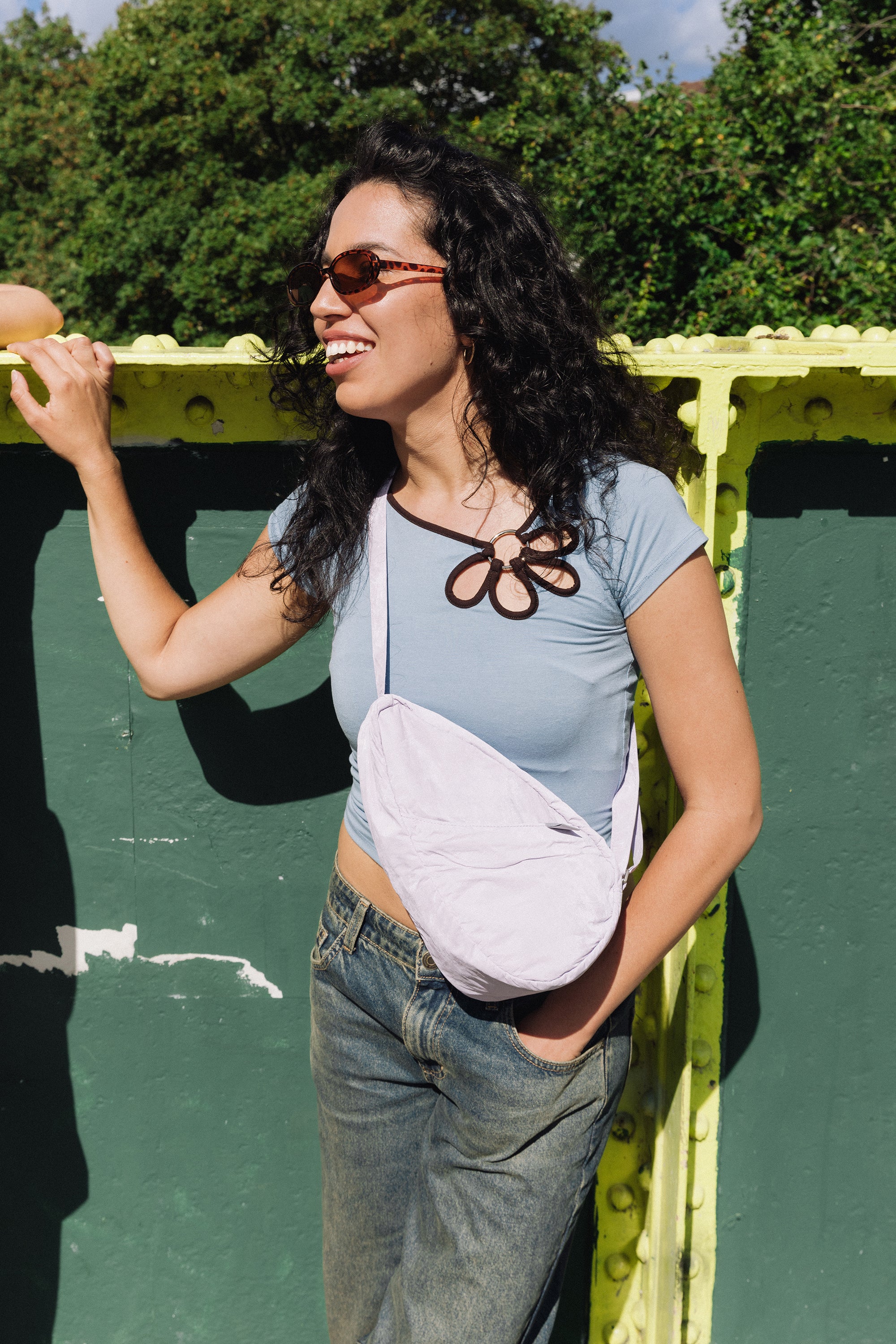 ヘルシーバックバッグ 《先行販売》タイベック スリング ライラック 26SS 26SS 26SS NEW スペシャルエディション 会員限定カート表示