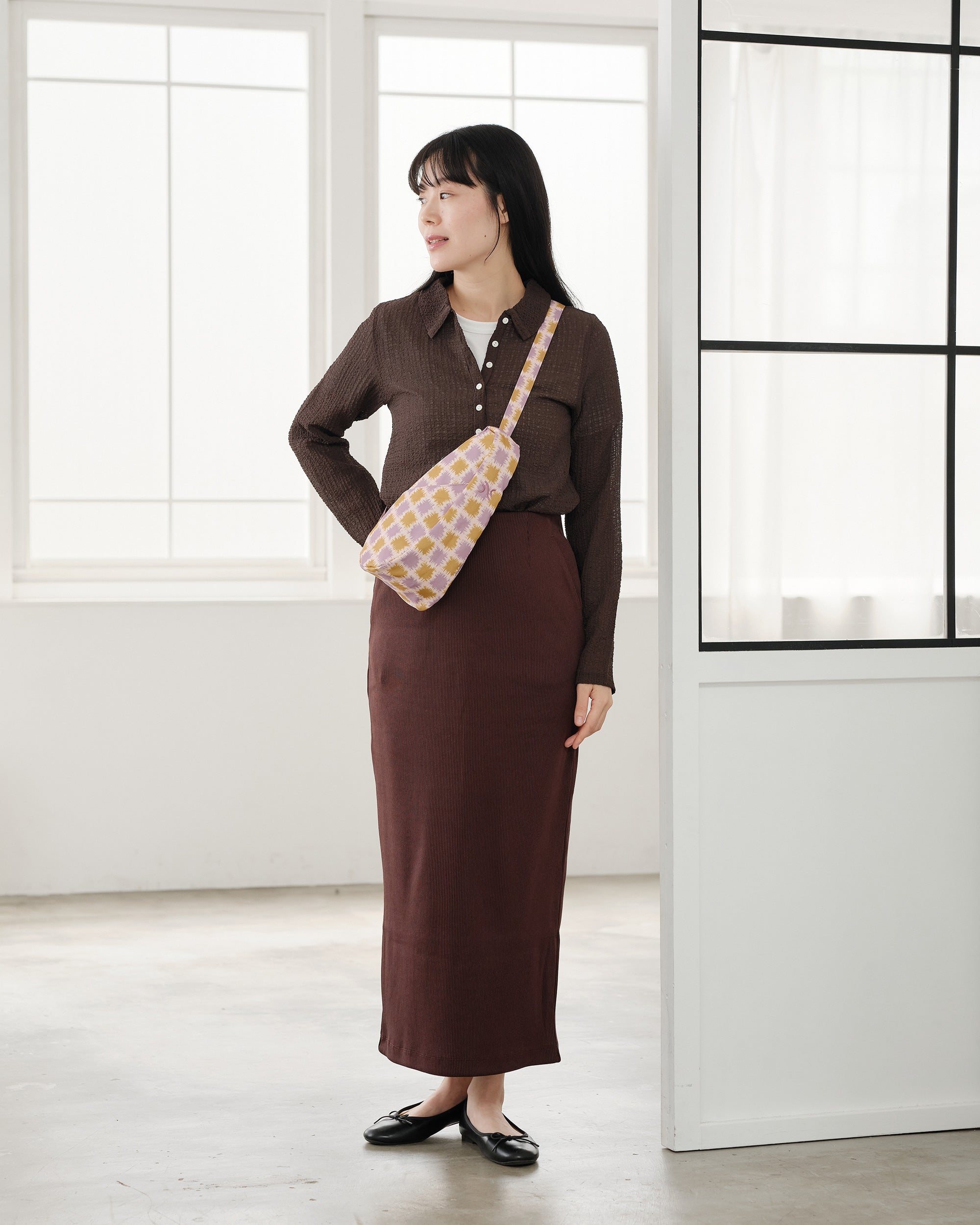 ヘルシーバックバッグ 《先行販売》プリント スリング（ノミィ） フリークエンシー グロー 26AW 26AW 26AW NEW 26AW先行販売 26AW先行販売_在庫分 会員限定カート表示