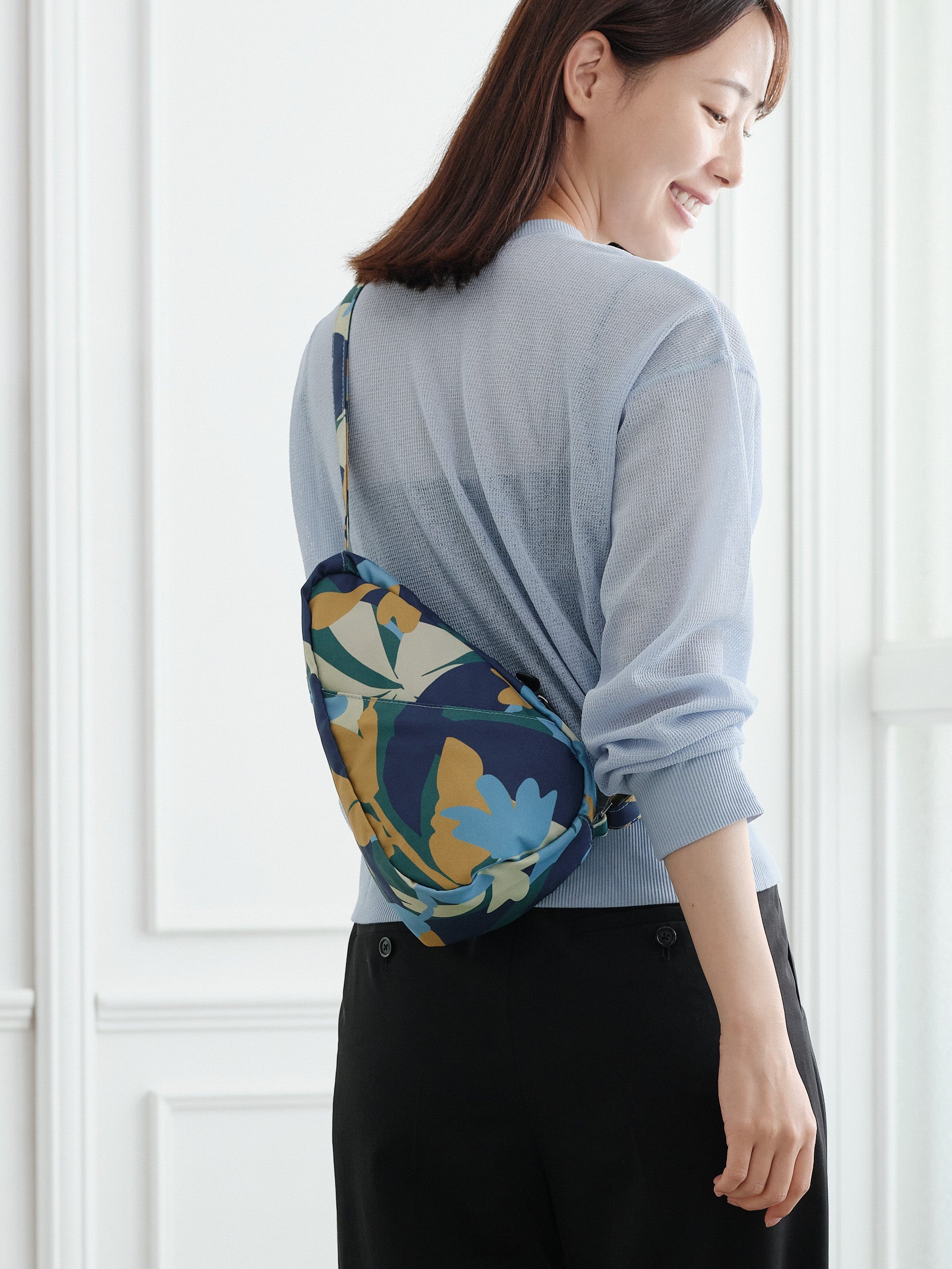 先行販売》プリント スリング（ノミィ） マキシフローラ スカイ 26AW