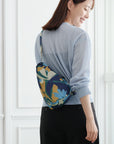 ヘルシーバックバッグ 《先行販売》プリント スリング（ノミィ） マキシフローラ スカイ 26AW 26AW 26AW NEW 26AW先行販売 会員限定カート表示