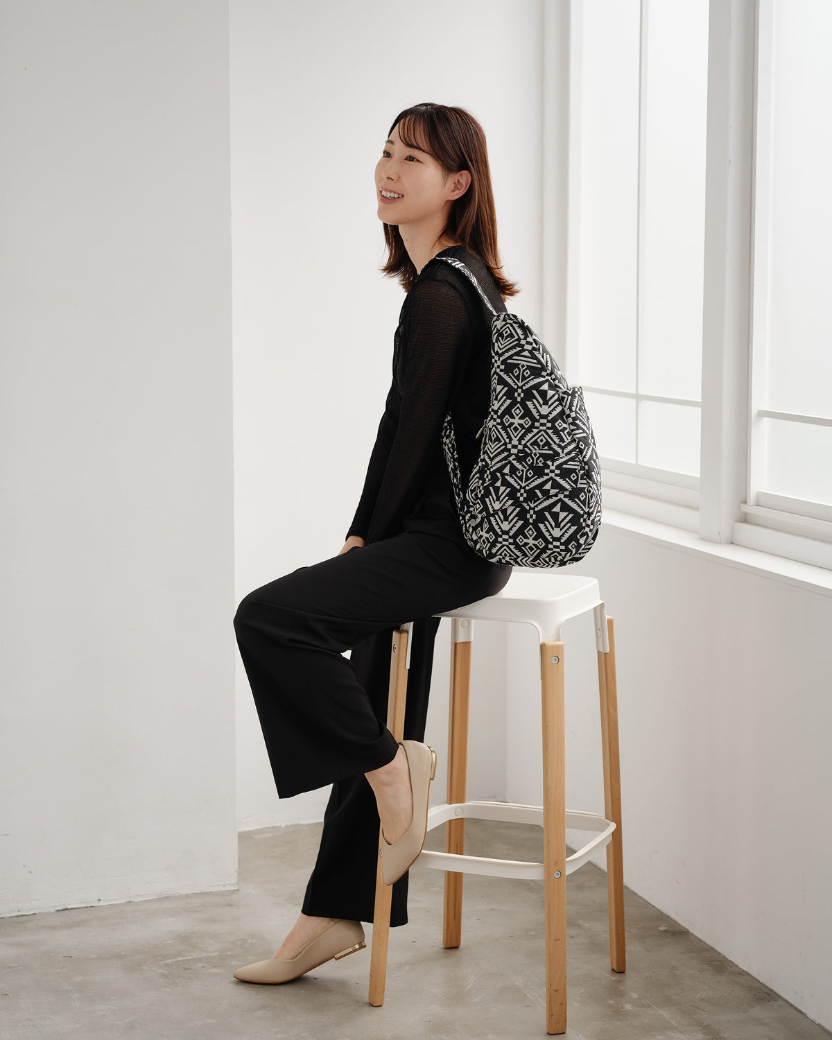 ヘルシーバックバッグ フォークロア Sサイズ ブラック 26AW 26AW 26AW NEW 26AW先行販売 スペシャルエディション ノベルティS以上_26AW先行販売