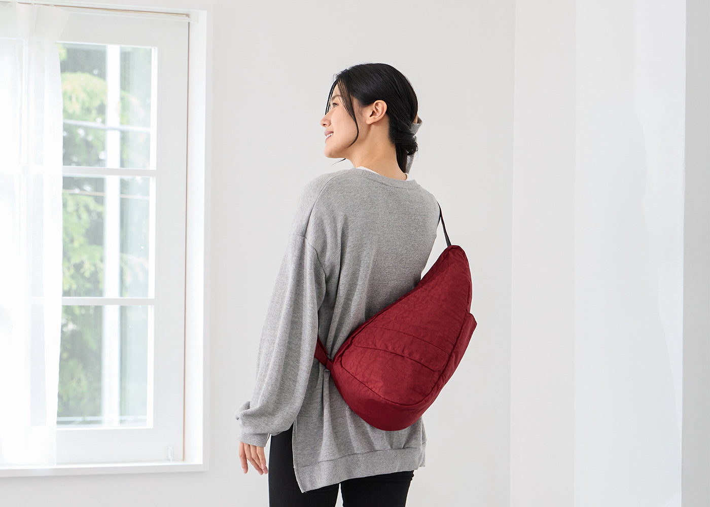 タックナイロンポシェットボルドー新品未使用 ナイロンタフタシリーズ ポシェット｜Y'SACCS公式通販