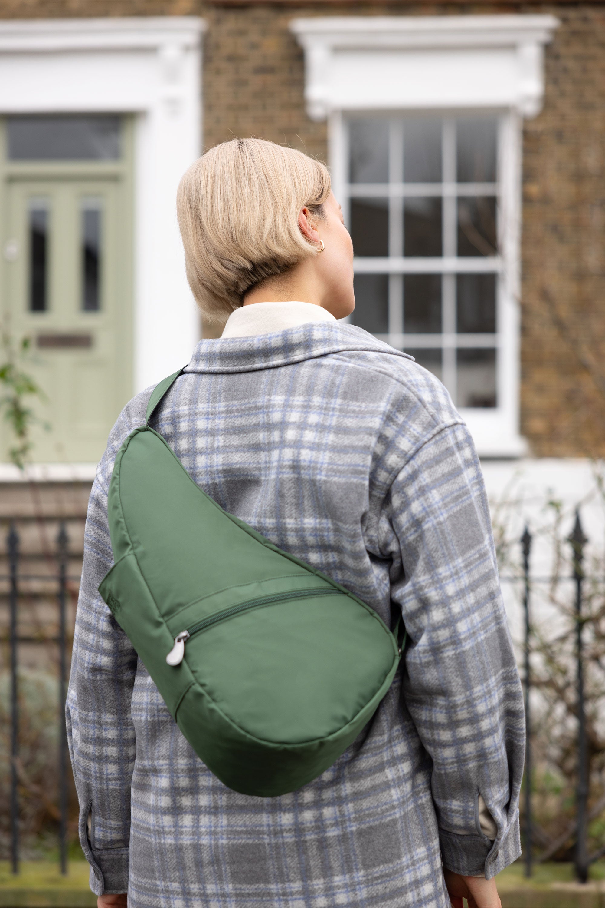 ヘルシーバックバッグ リサイクルナイロン Sサイズ ジュニパー 24AW 24AW NEW eギフト対象 Recyceled nylon Juniper S size Sサイズ コアクラシック テクスチャードナイロンSサイズ ノベルティS以上 大容量ジッパーポケット付きSサイズ