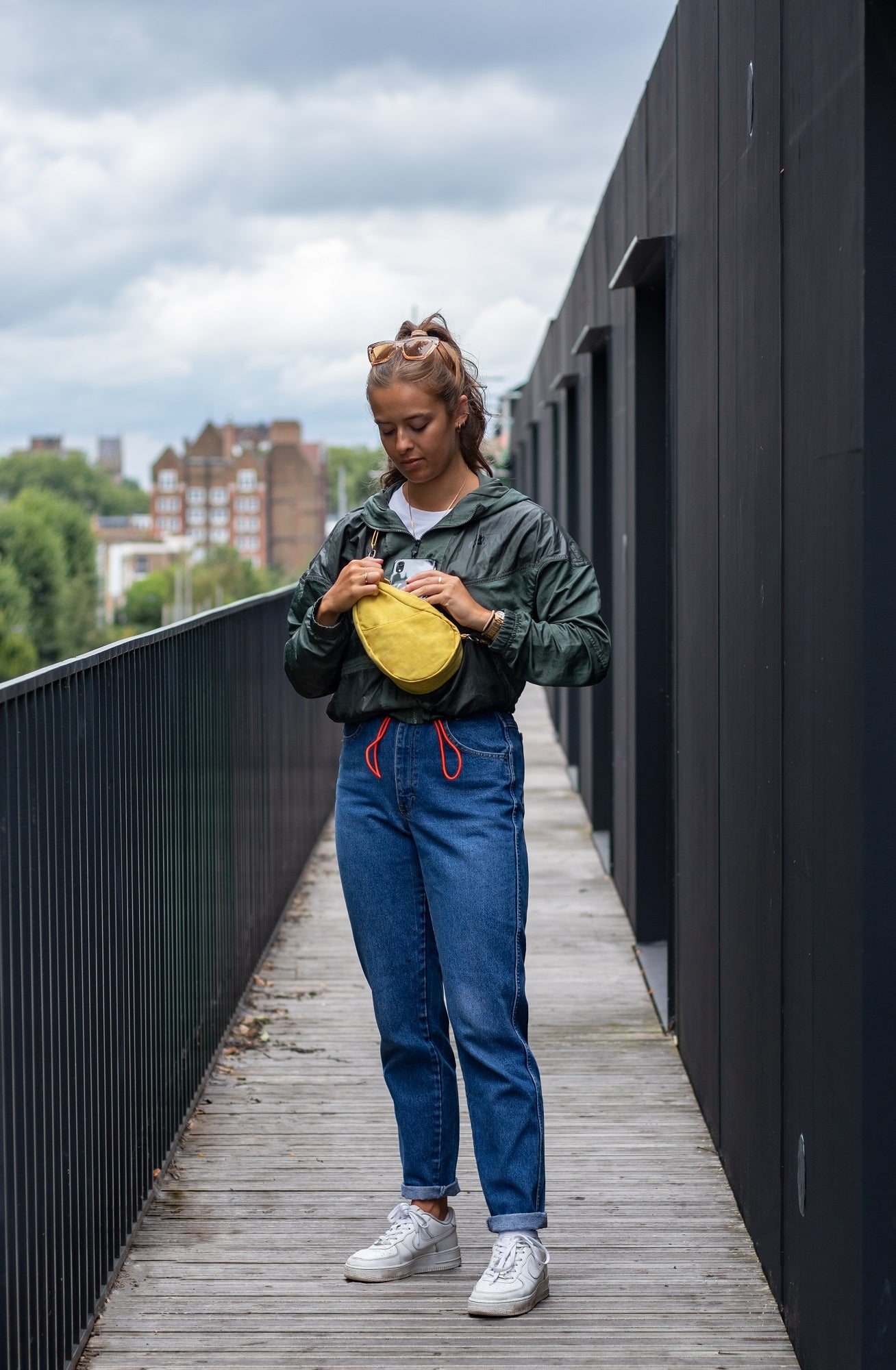 ヘルシーバックバッグ テクスチャードナイロン ラージバッグレット ミネラルイエロー 2021SS NEW COLLECTION For Her LARGE BAGLETT POINT5 TEXTURED NYLON YELLOW イエロー エキュート赤羽2208 コアクラシック テクスチャードナイロン テクスチャードナイロンラージバッグレット バッグレット ラージバッグレット 男性人気 配送希望日時指定不可